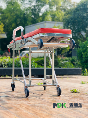 Un buon prezzo. Trasferimento multifunzionale di lusso carrozza letto ospedale sedia ambulante stirone in linea