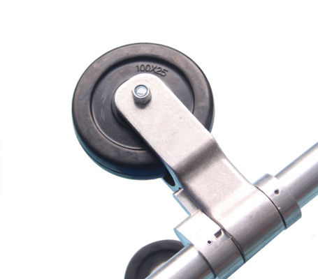 Sospendente Portachiavi regolabili pieghevoli Piedi di supporto e ruote