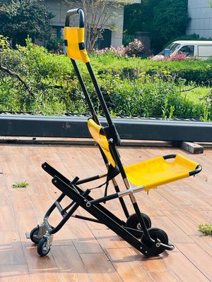 Struttura del portapiedi pieghevole di tipo croce di alluminio legato a legna Stretcher Crawler Peso leggero Piccole dimensioni