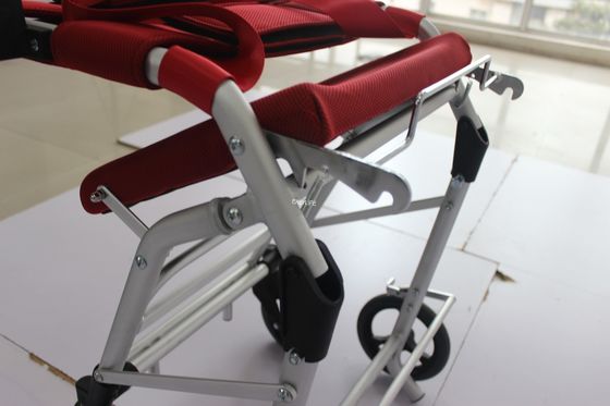 La lega di alluminio 120kg piega la sedia a rotelle elettrica motorizzata GB2626 leggero pieghevole