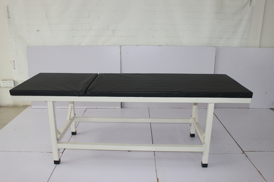 Un buon prezzo. Tabella piana elettrica ginecologica dell'ospedale 240KG dei letti dell'esame di W650MM in linea