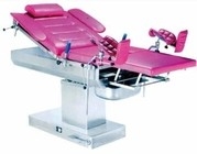 Un buon prezzo. 1980mm Tavolo di parto ospedaliero portatile ginecologico ostetrico operativo multifunzionale in linea